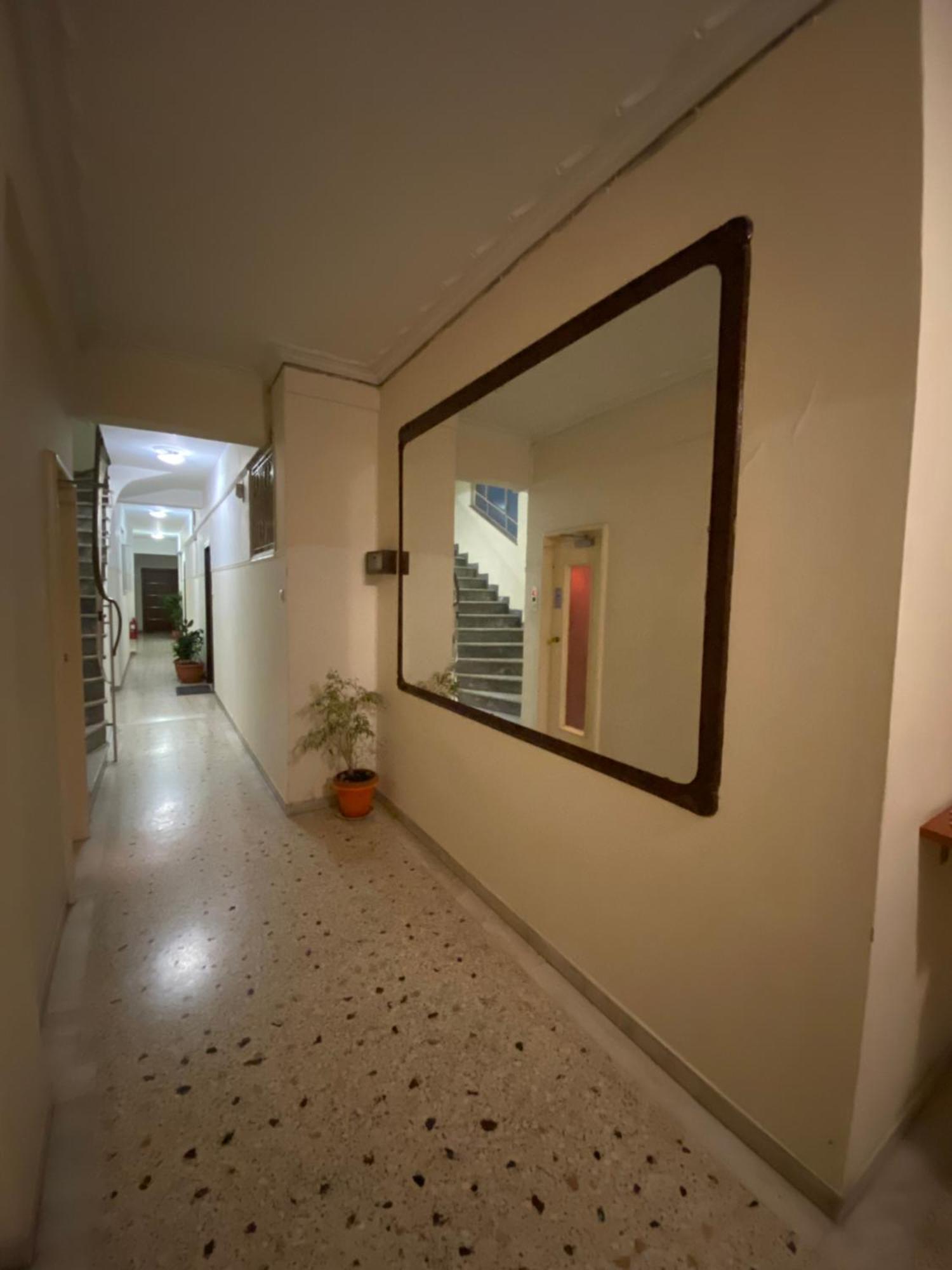 Traveller'S Choice Apartment Athens Exterior photo